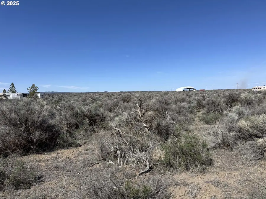 Glitter Lane #4700, Silver Lake Fort Rock, OR 97641 - Image #2