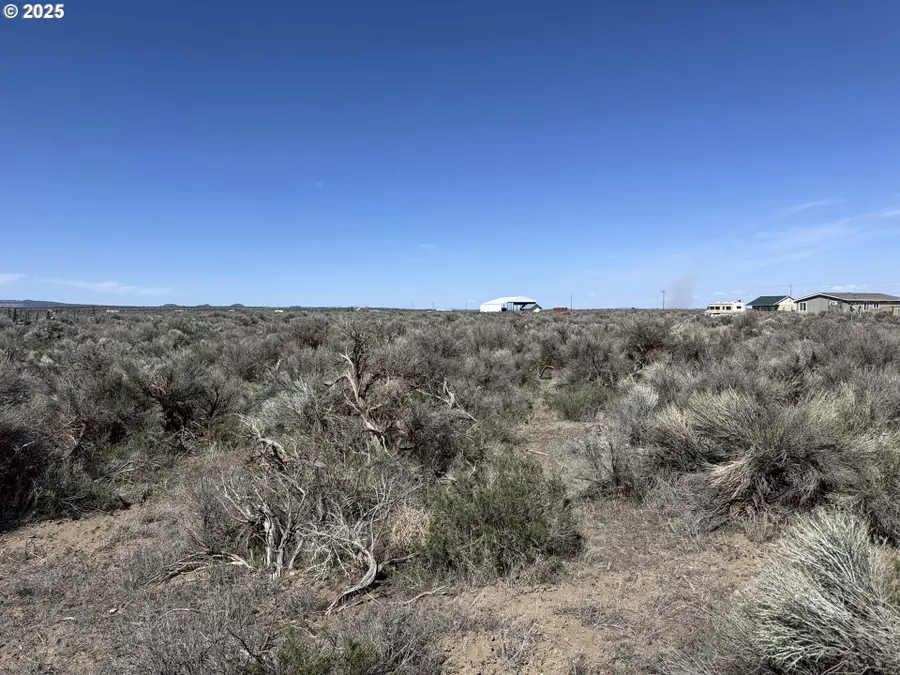 Glitter Lane #4700, Silver Lake Fort Rock, OR 97641 - Image #3