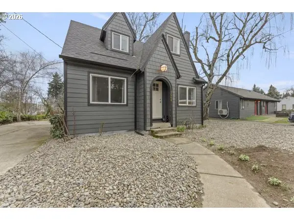 2664 12th St, Salem, OR 97302