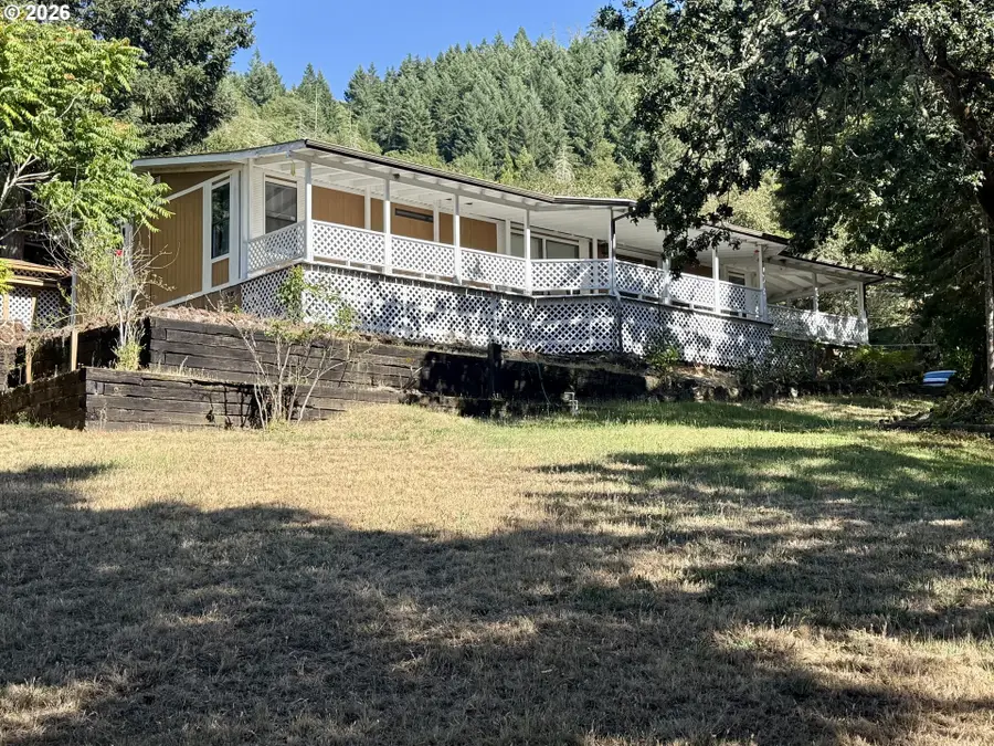 711 Plin St, Tri City, OR 97457 - #2