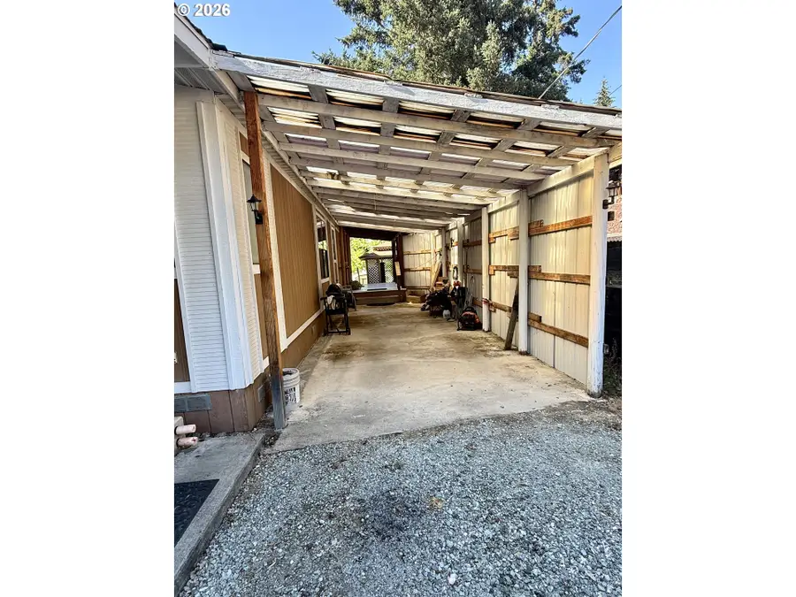 711 Plin St, Tri City, OR 97457 - #3
