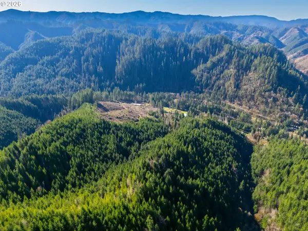 16013 Richardson Upriver Rd, Walton, OR 97490