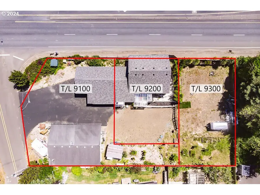 20 Willow St, Lincoln Beach, OR 97341 - #3