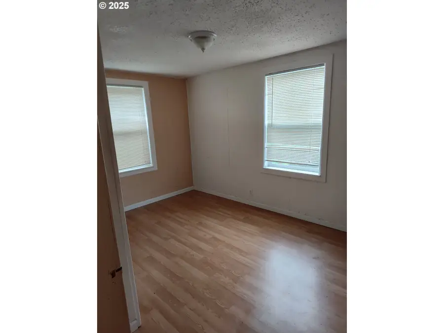 10772 NE Oak St, Donald, OR 97020 - Image #3