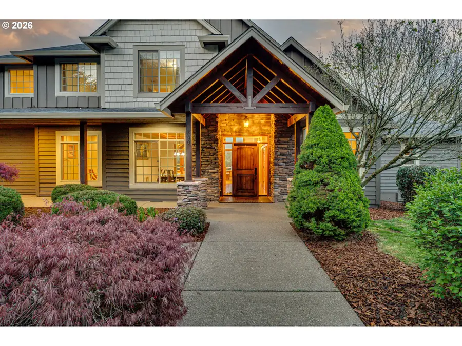 200 Pineridge Dr, Woodland, WA 98674 - #2