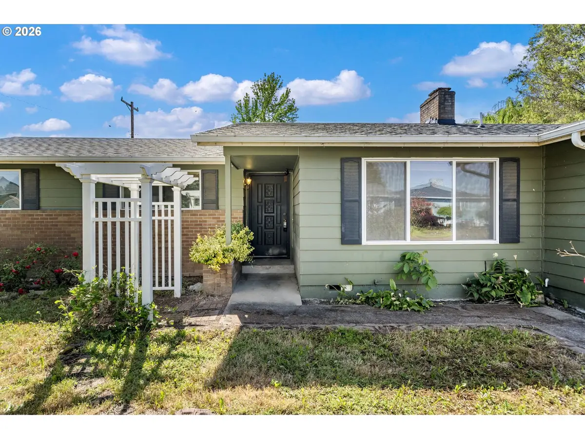 280 7th St, Gervais, OR 97026 - #1
