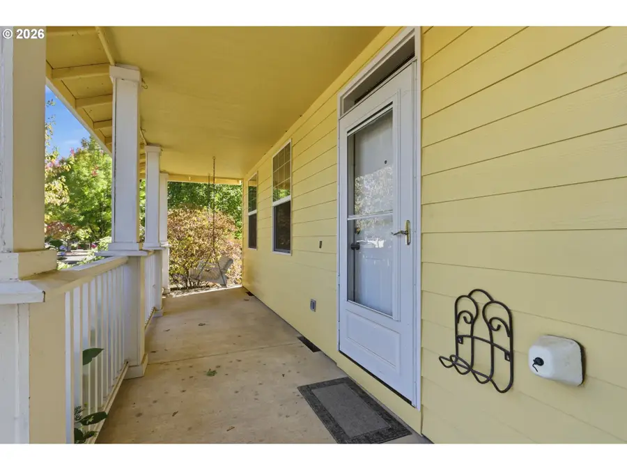 1242 34th Pl, Forest Grove, OR 97116 - #3