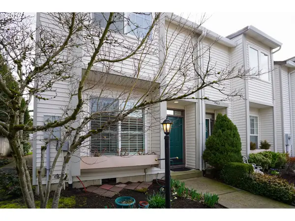 9348 SW Sutton Pl, Tigard, OR 97223