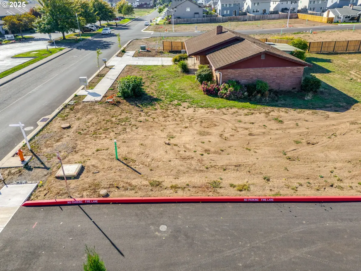 1491 S Fir St #18, Canby, OR 97013 - #1