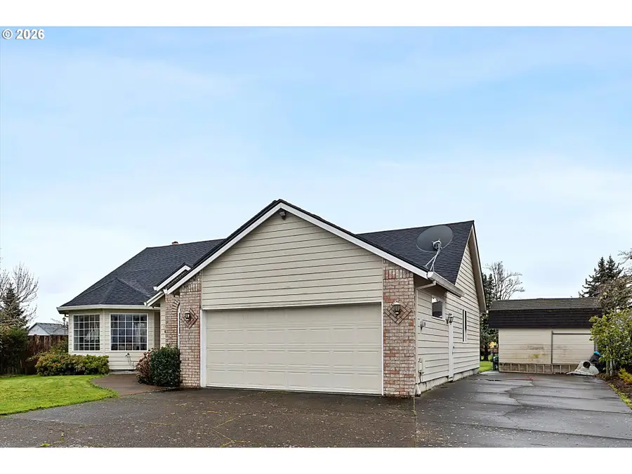 1954 SW Sesame St, McMinnville, OR 97128 - #3