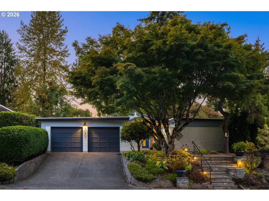 2641 SW Ridge Dr, Portland, OR 97219 - #3