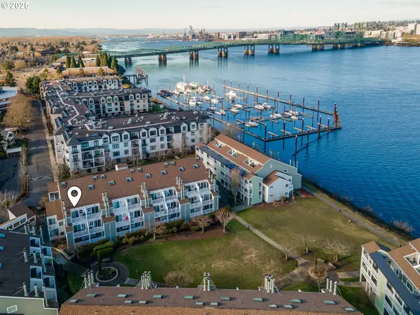 267 N Hayden Bay Dr, Portland, OR 97217