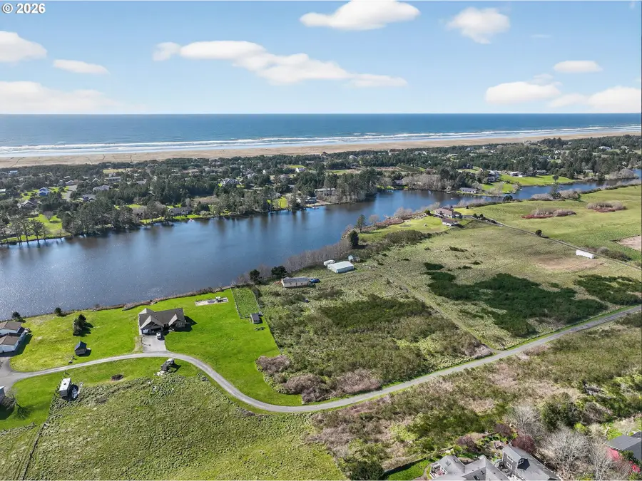 89953 Seales Rd, Warrenton, OR 97146 - #3