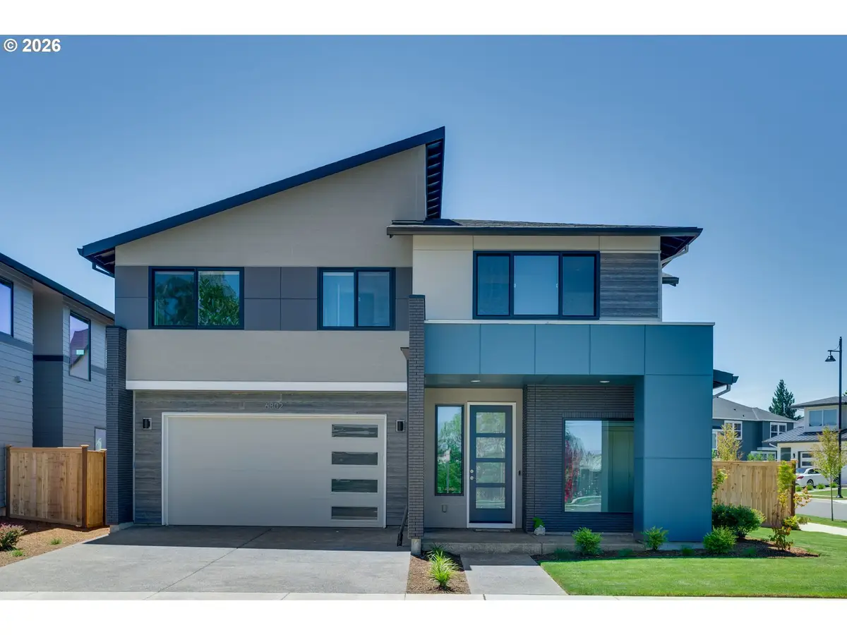 6802 SE Genrosa St, Hillsboro, OR 97129 - #1
