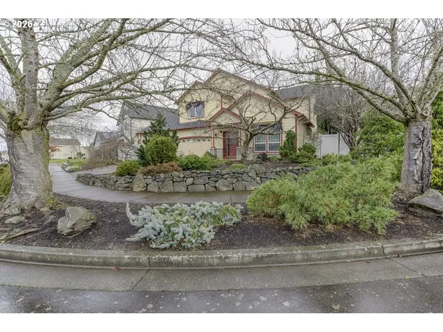 4374 Log Dr, Salem, OR 97305 - #3