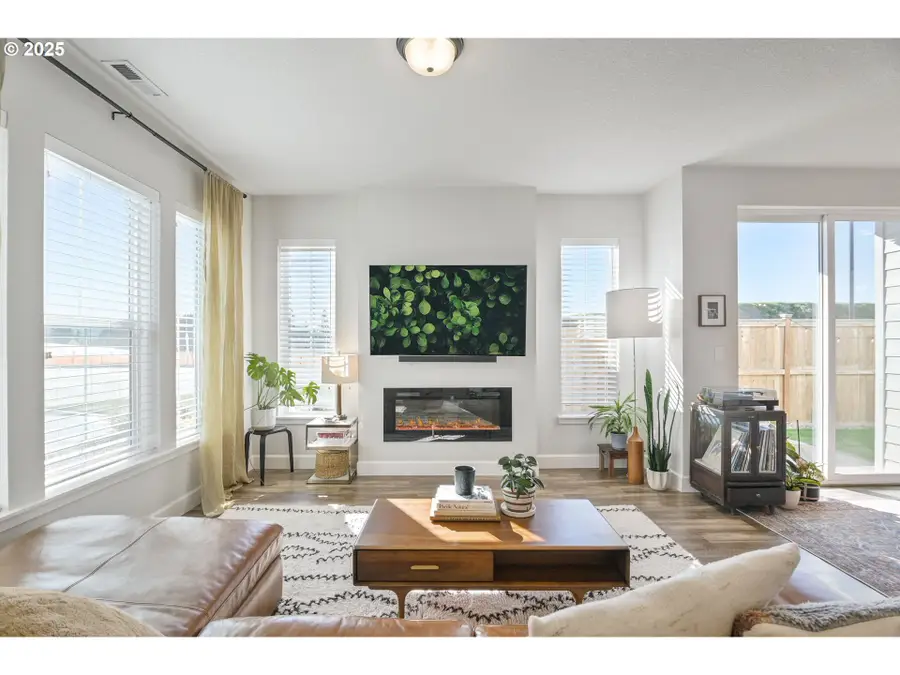 4287 SE 69th Ave, Hillsboro, OR 97123 - Image #2