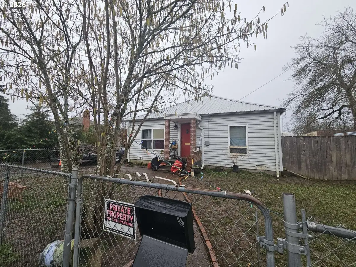 216 NE Yamhill St, Sheridan, OR 97378 - #1