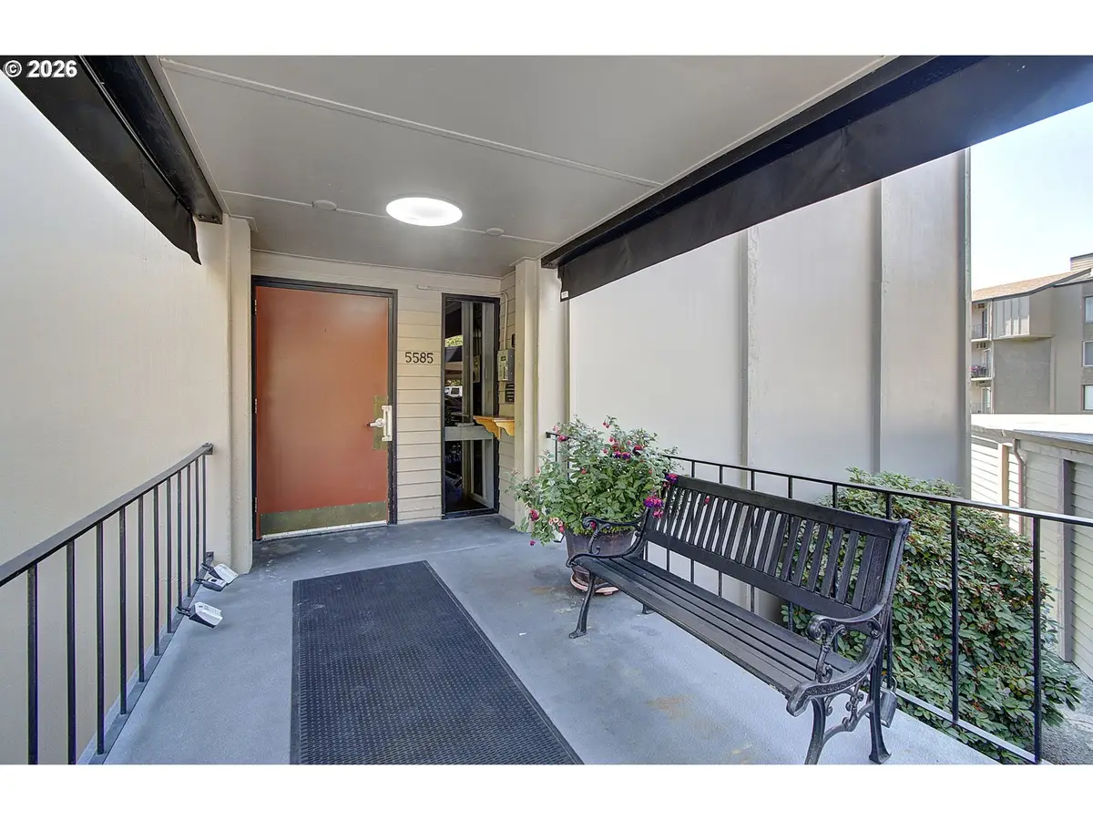 5585 E Evergreen Blvd #5206, Vancouver, WA 98661 - #1