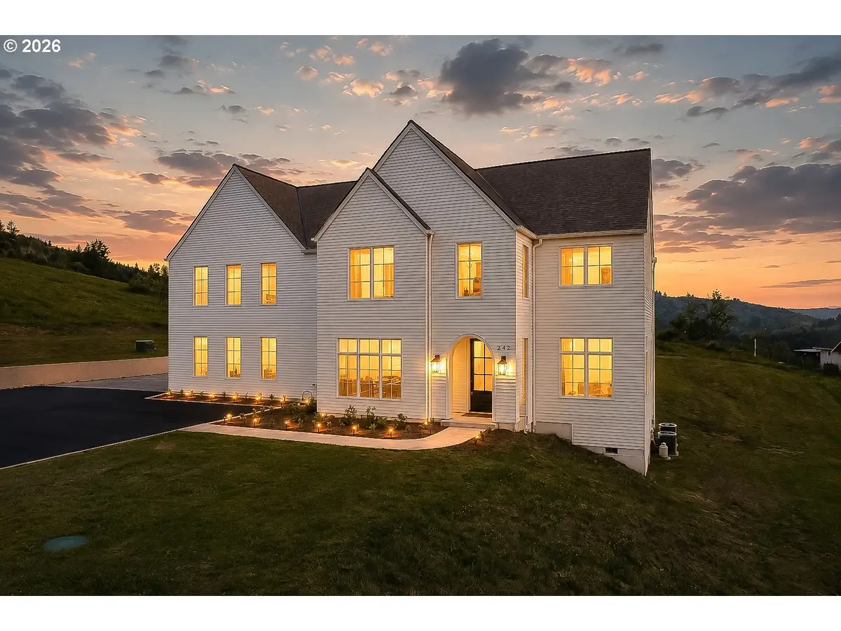 242 Cornerstone Ln, Woodland, WA 98674 - #1
