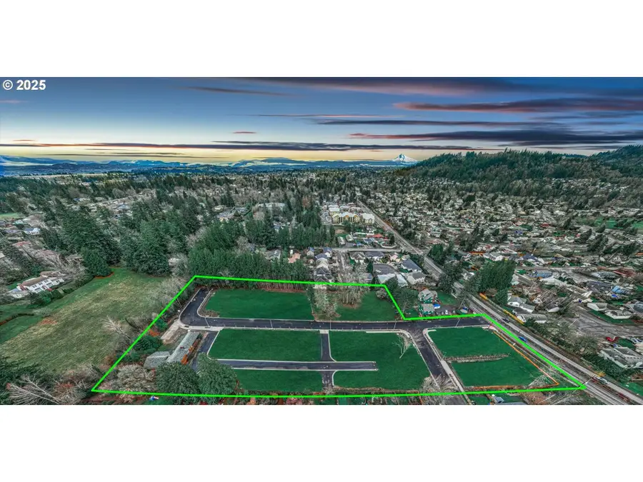 NW Mawrcrest Ave #8-11, Gresham, OR 97030 - Image #2