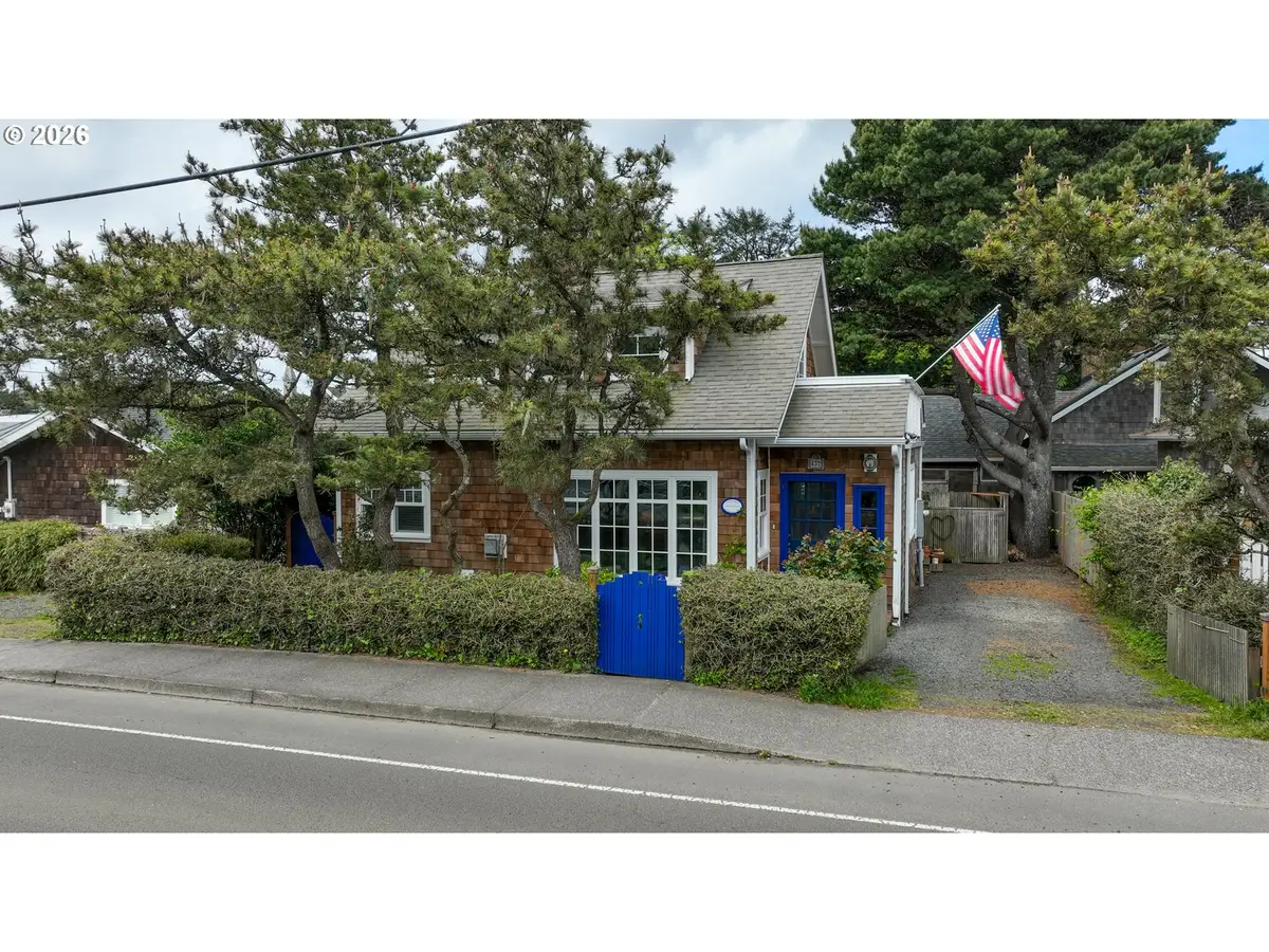 432 S Hemlock St, Cannon Beach, OR 97110 - #1