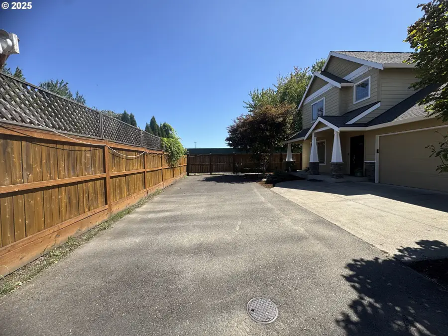 2640 NE Cole Ave, McMinnville, OR 97128 - Image #3