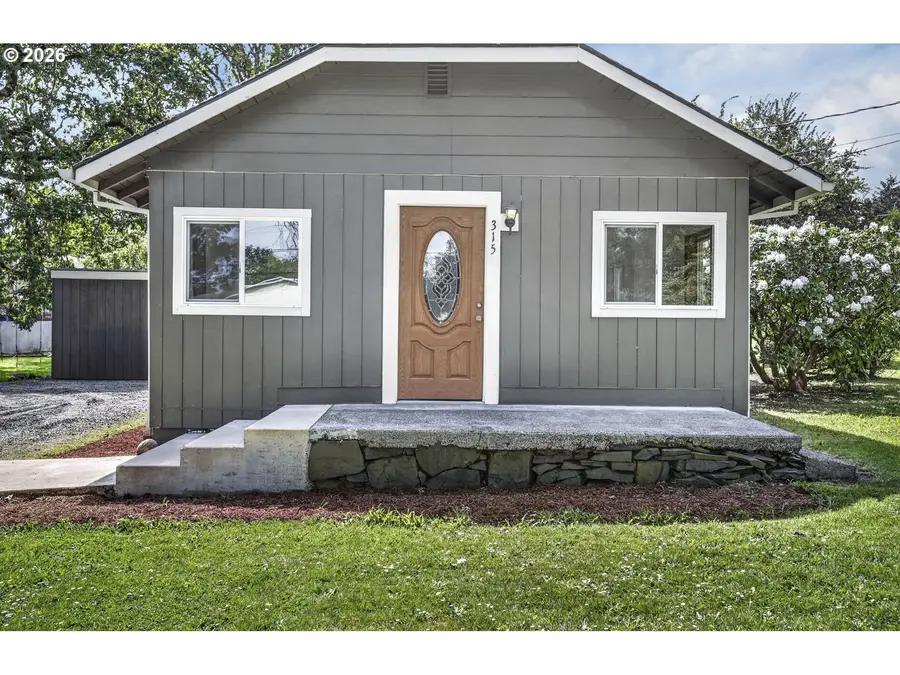 315 N Vernonia Rd, Saint Helens, OR 97051 - #3