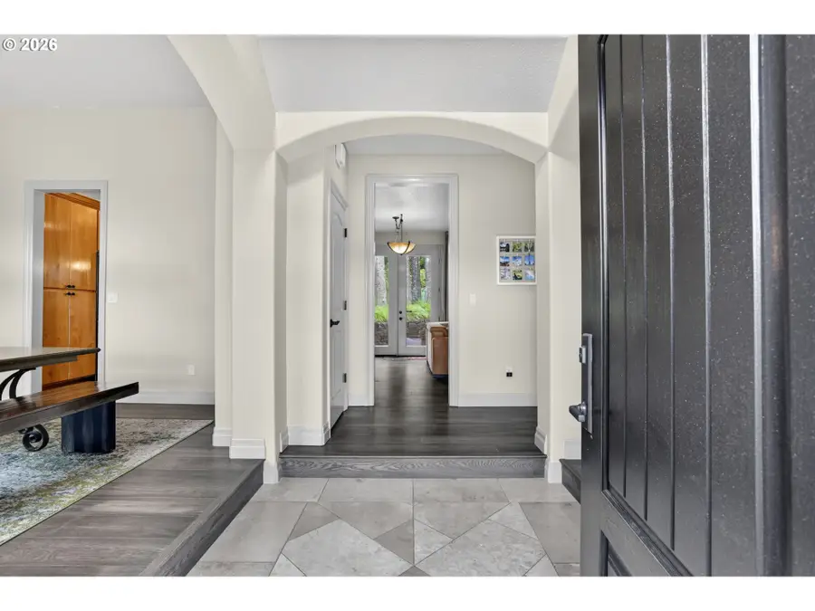 10147 NW Skyline Heights Dr, Portland, OR 97229 - #3