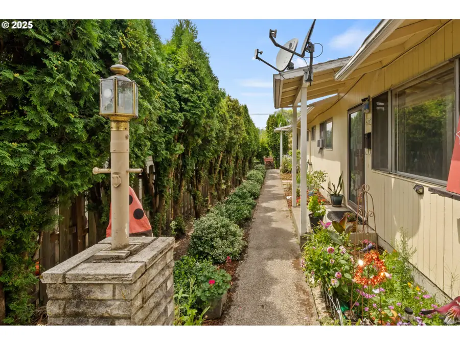 4207/4209 SE 27th Ave, Portland, OR 97202 - Image #3