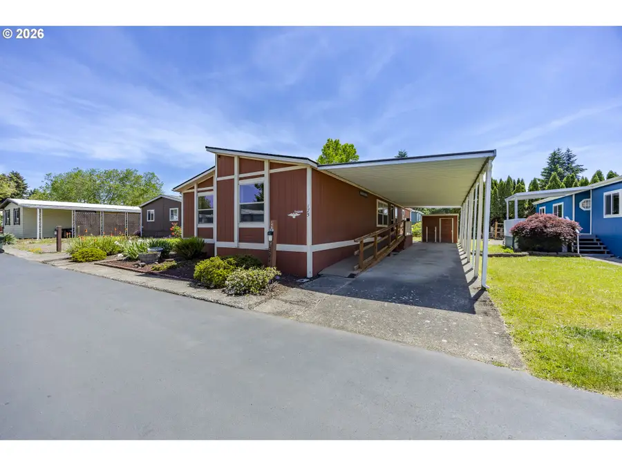 1400 Candlelight Dr #175, Eugene, OR 97402 - #3