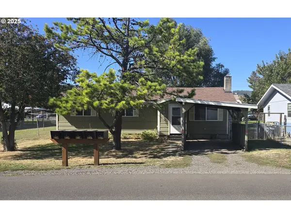 1406 N Willow St, LaGrande, OR 97850