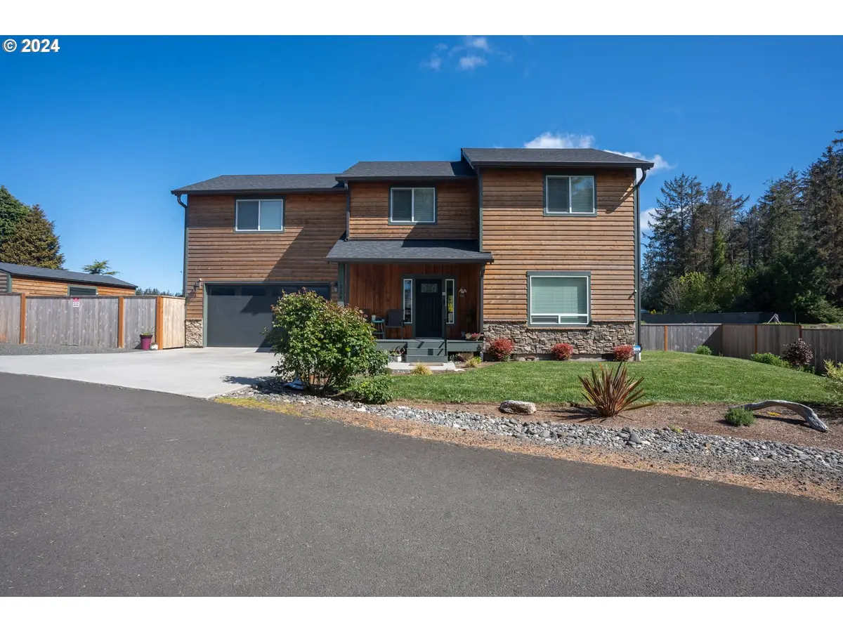 1324 Sea Ridge Ln, Gearhart, OR 97138 - Image #1