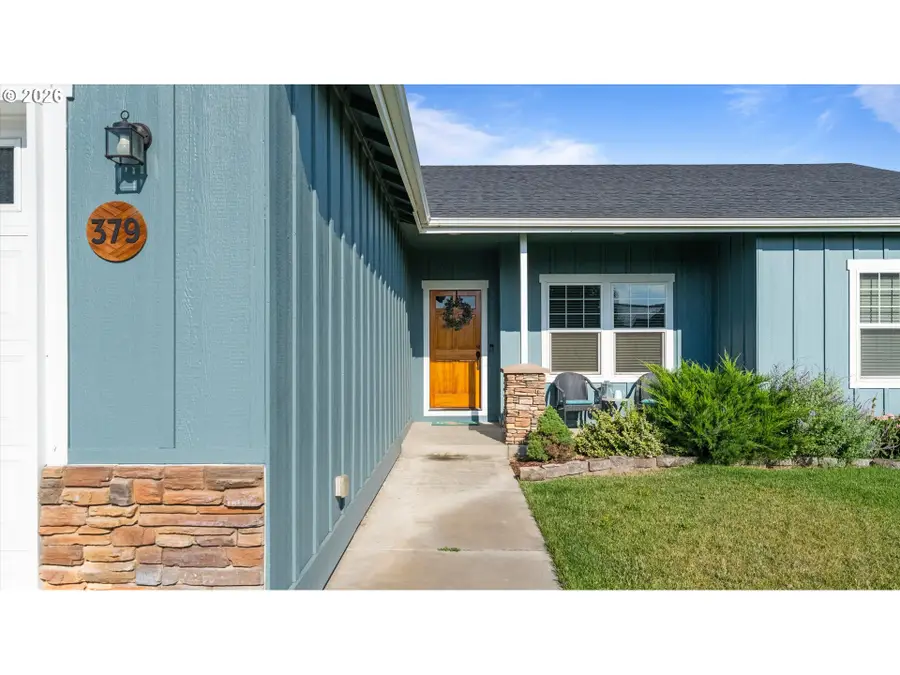 379 NW Crestview Ct, Hermiston, OR 97838 - #2