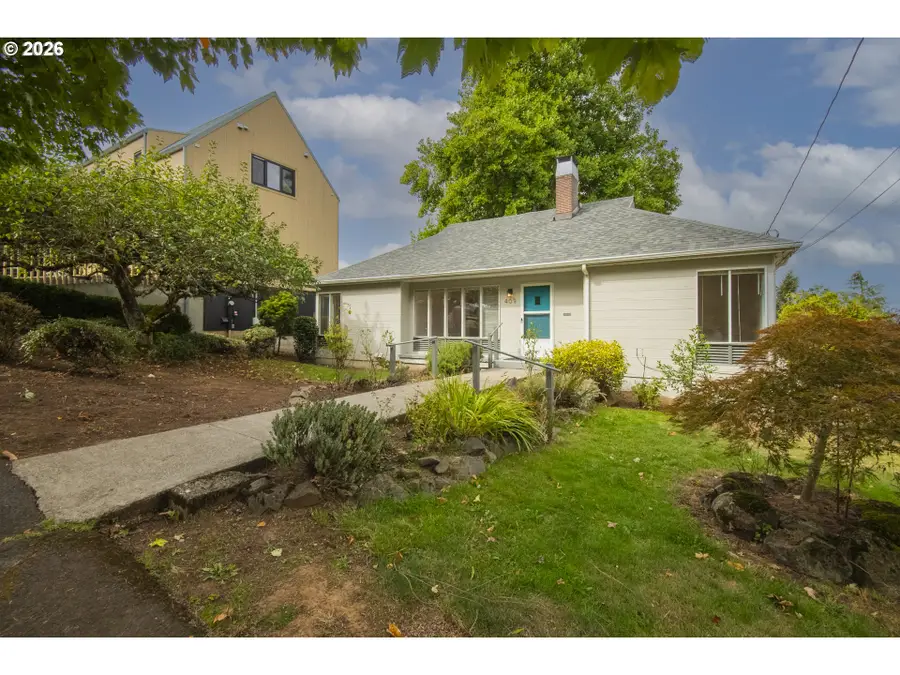 409 Jackson St, Oregon City, OR 97045 - #2