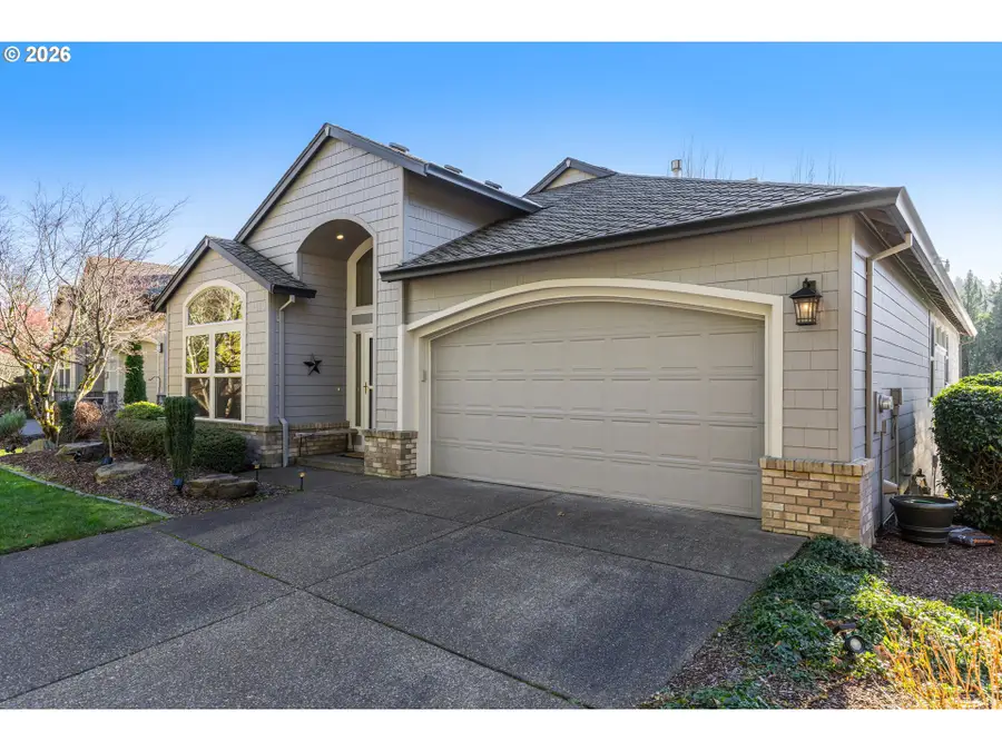 632 SE 38th Dr, Gresham, OR 97080 - Image #2