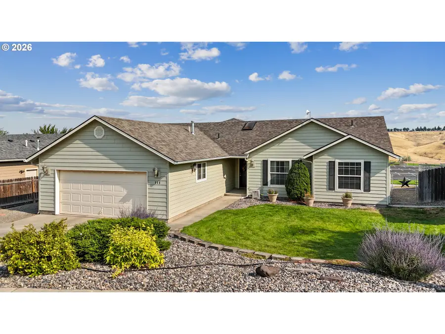 111 SW Quinney Pl, Pendleton, OR 97801 - #3