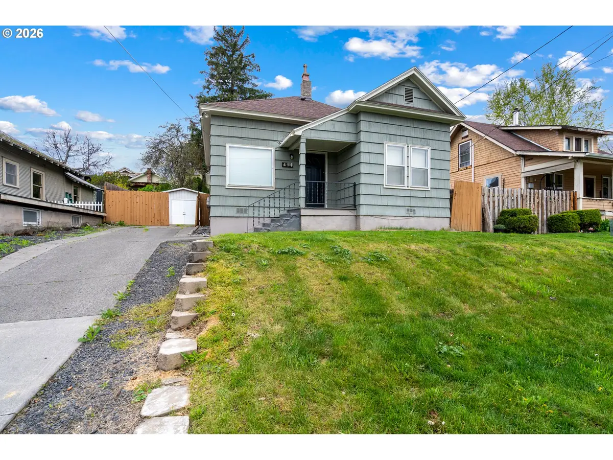 411 NW 9th St, Pendleton, OR 97801 - #1