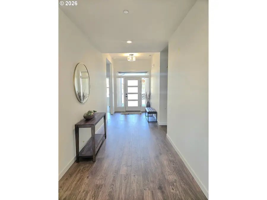 169 E Airedale Ave, La Center, WA 98629 - #3