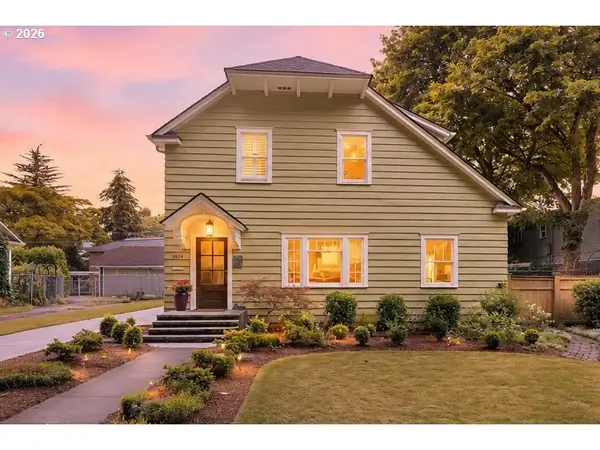 1614 21st Ave, Longview, WA 98632