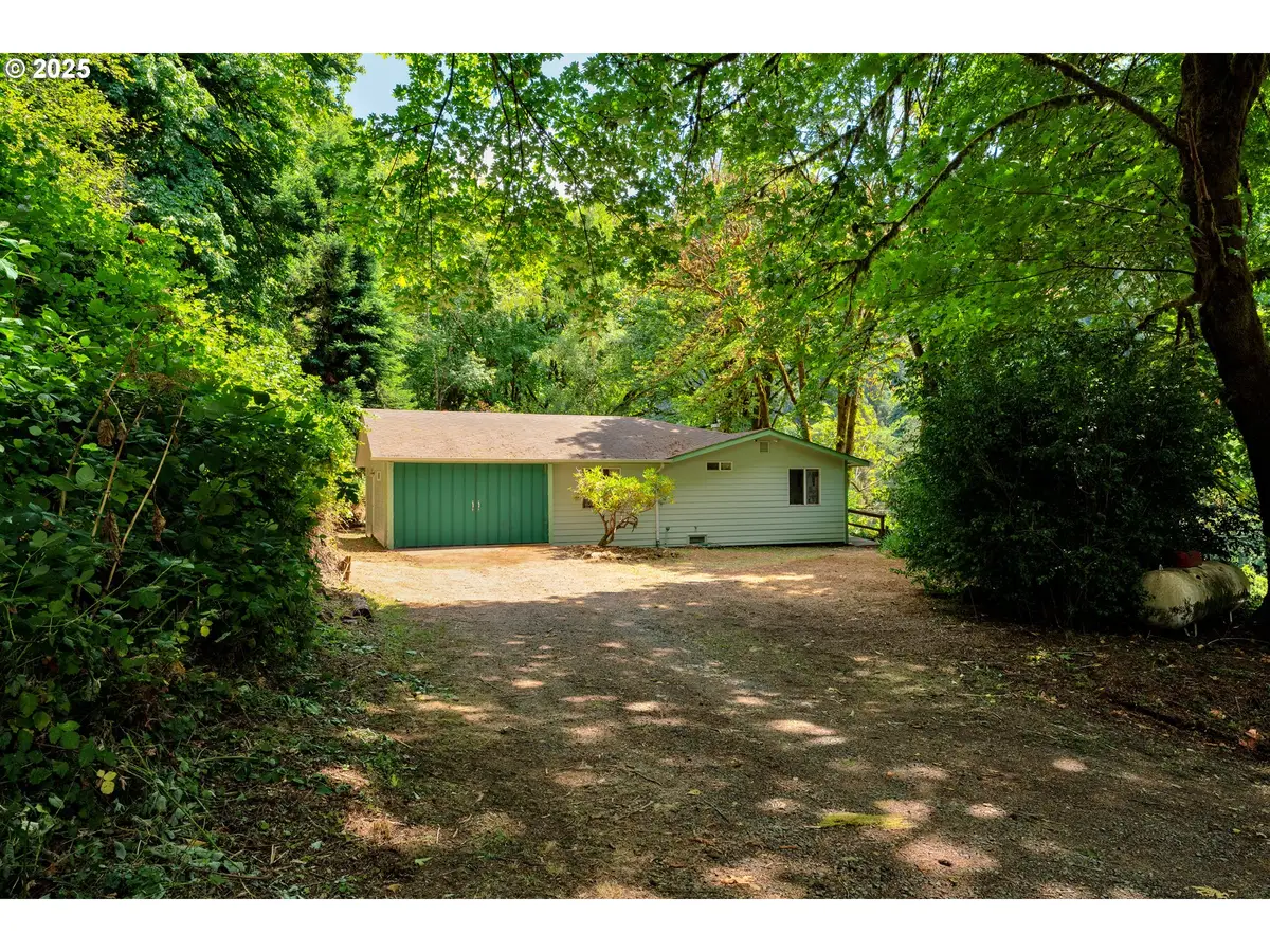 11406 E Mapleton Rd, Mapleton, OR 97453 - Image #1