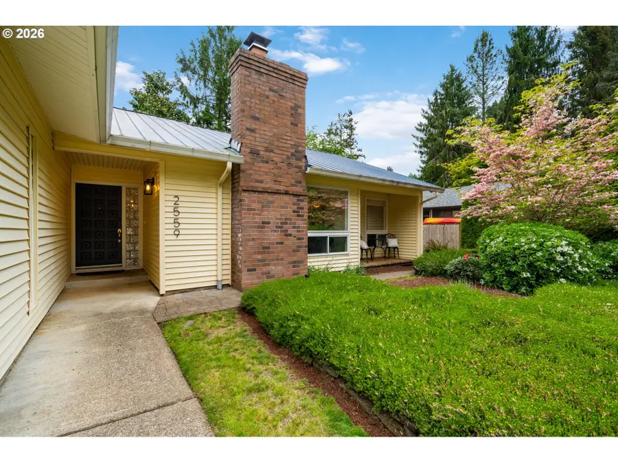 2559 Troy Ct, West Linn, OR 97068 - #2