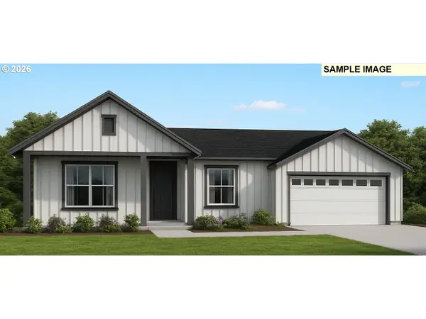 216 NW 16th Ave, Canby, OR 97013