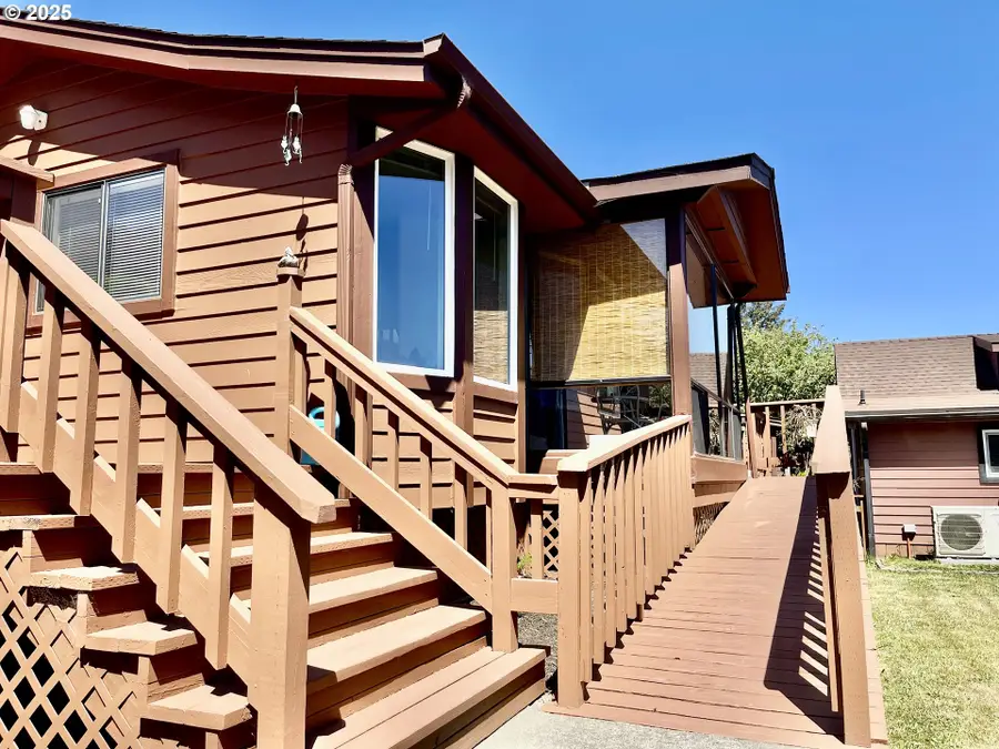 19921 Whaleshead Rd #I 3, Brookings, OR 97415 - Image #2