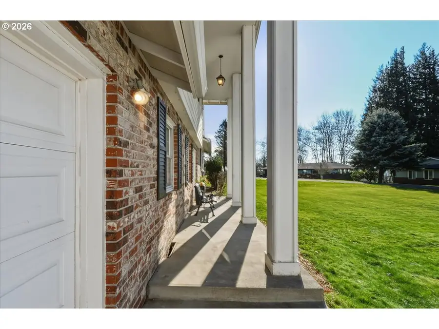 600 S Shobert St, Ridgefield, WA 98642 - #2