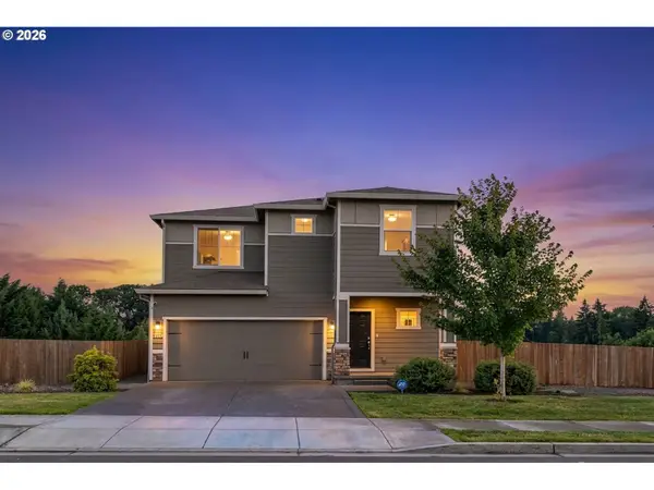 1724 W 12th St, LaCenter, WA 98629