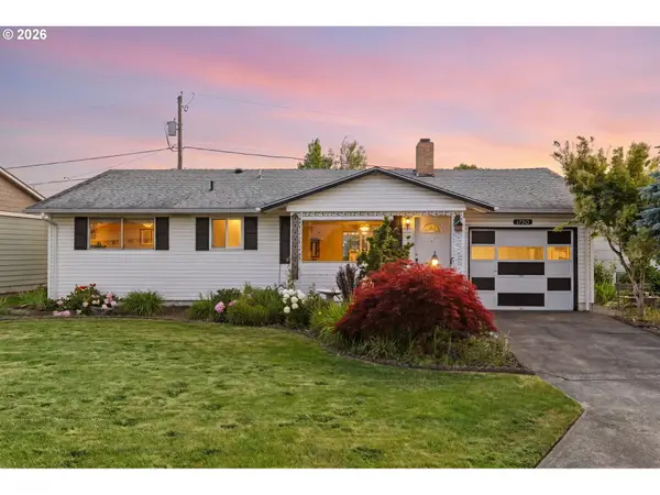 1740 Vanderbeck Ln, Woodburn, OR 97071
