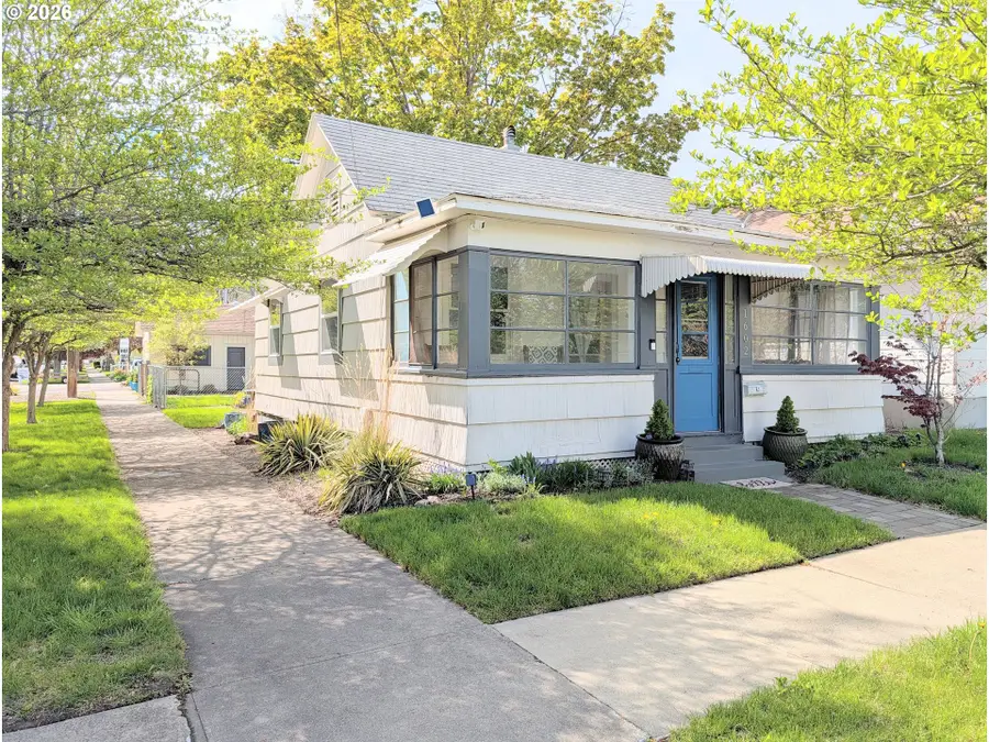 1602 7th St, La Grande, OR 97850 - #2