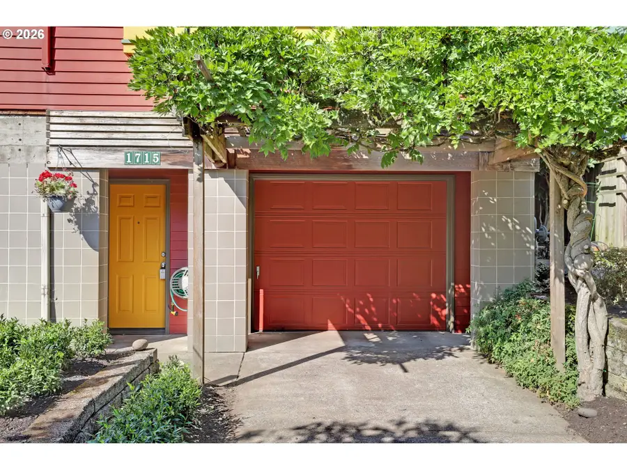 1715 NW 25th Ave, Portland, OR 97210 - #2