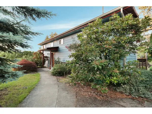 21425 SE Bohna Park Rd, Damascus, OR 97089