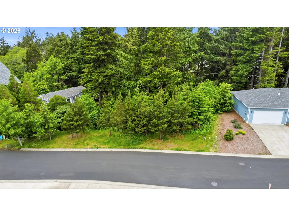 34 SE Inlet Ave, Lincoln City, OR 97367 - #1